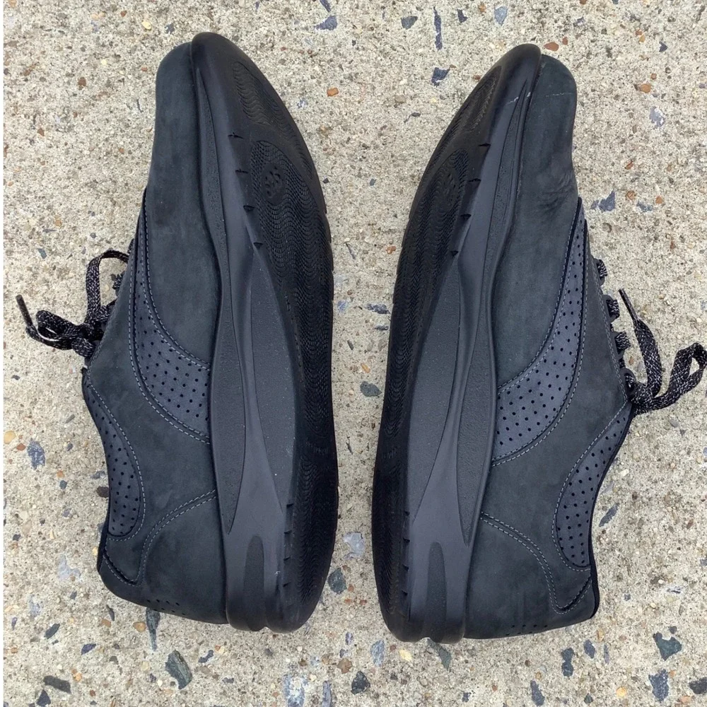 SAS Liberty Women 10 W Black Nubuck Walking Shoes Comfort Sneakers L4901384 USA